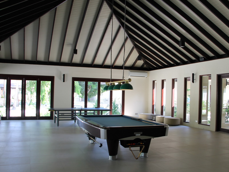 Бильярд в отеле