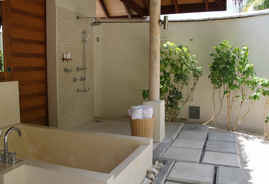 Ванный дворик