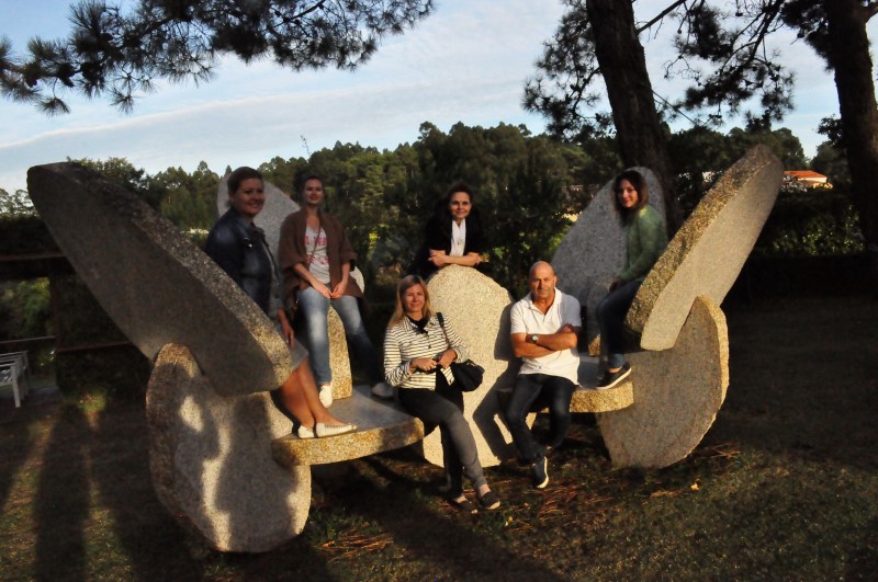 Сфотографироваться со знаменитым скульптором да еще и на его творении - прекрасный финальный акцент путешествия, фото К.Исааков