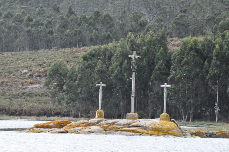 Кресты-обереги крусейро встретятся вам везде, фото К.Исааков