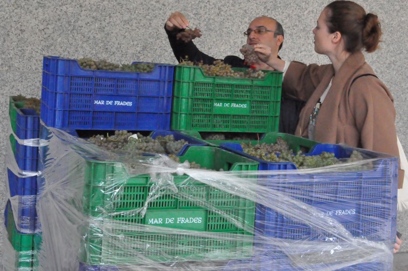 Ну, ладно, еще по кисточке..., фото К.Исааков