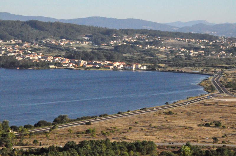 Нет ничего прекраснее воды, обрамленной сушей, фото Константин Исааков