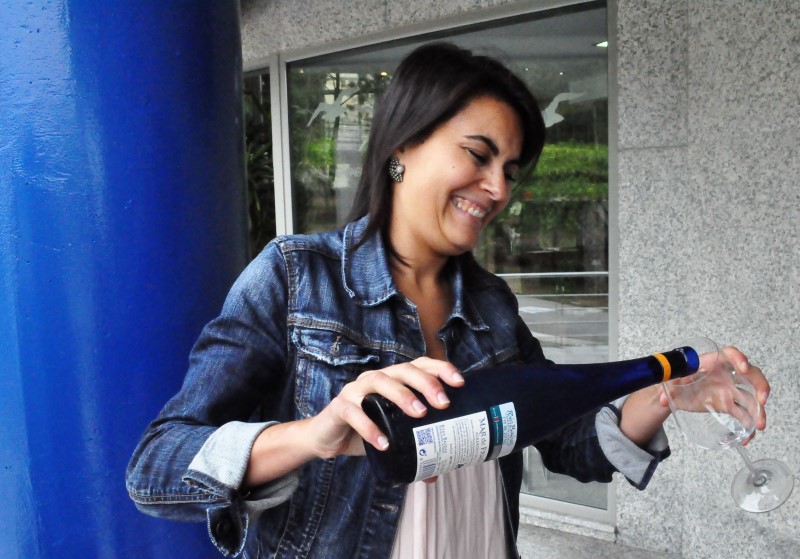 А тут его наливают, фото К.Исааков