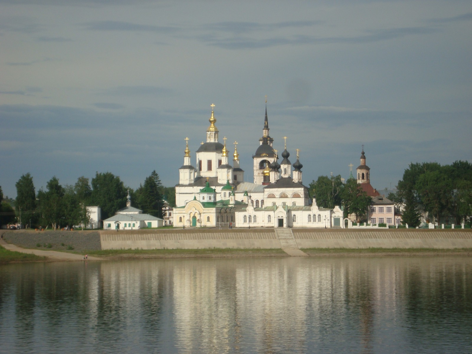 Собор Прокопия Праведного. Соборное Дворище