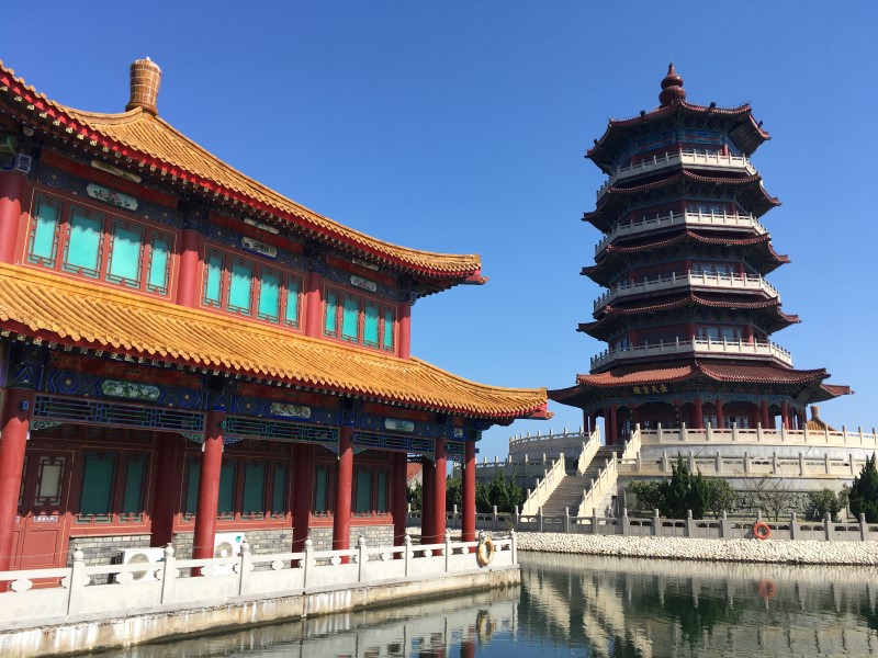 Храм Восьми Бессмертных для многих китайцев является местом волшебных историй, © А.Полянская