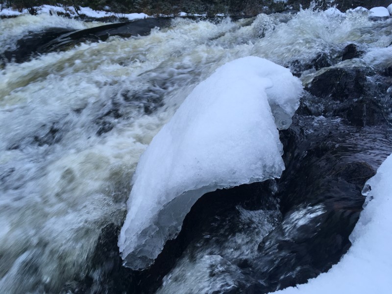 Шум водопада, © А.Полянская