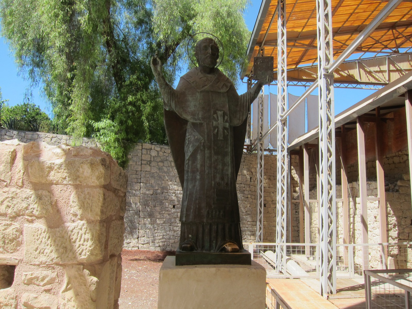 Памятник Николаю Угоднику, © Алексеев Олег