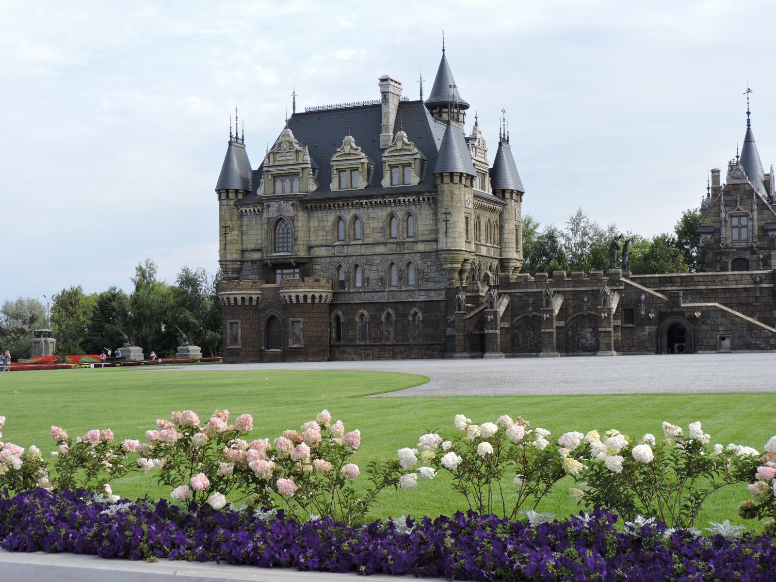 Замок Гарибальди Федор Юрин